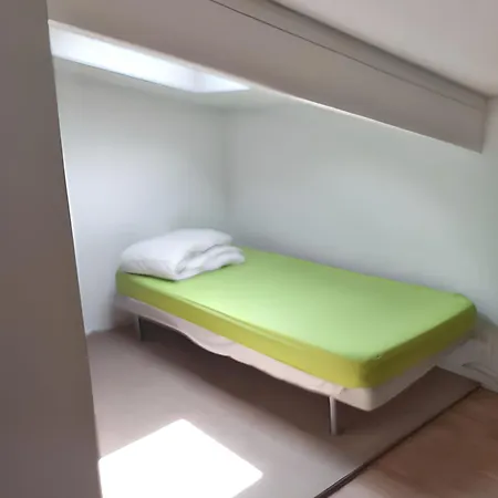 Charmante Avec Piscine Privee A Montferrat 125 M²